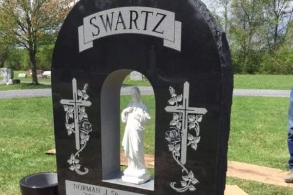 Custom Monuments in Canandaigua, NY | Finger Lakes Monument Co. Inc.